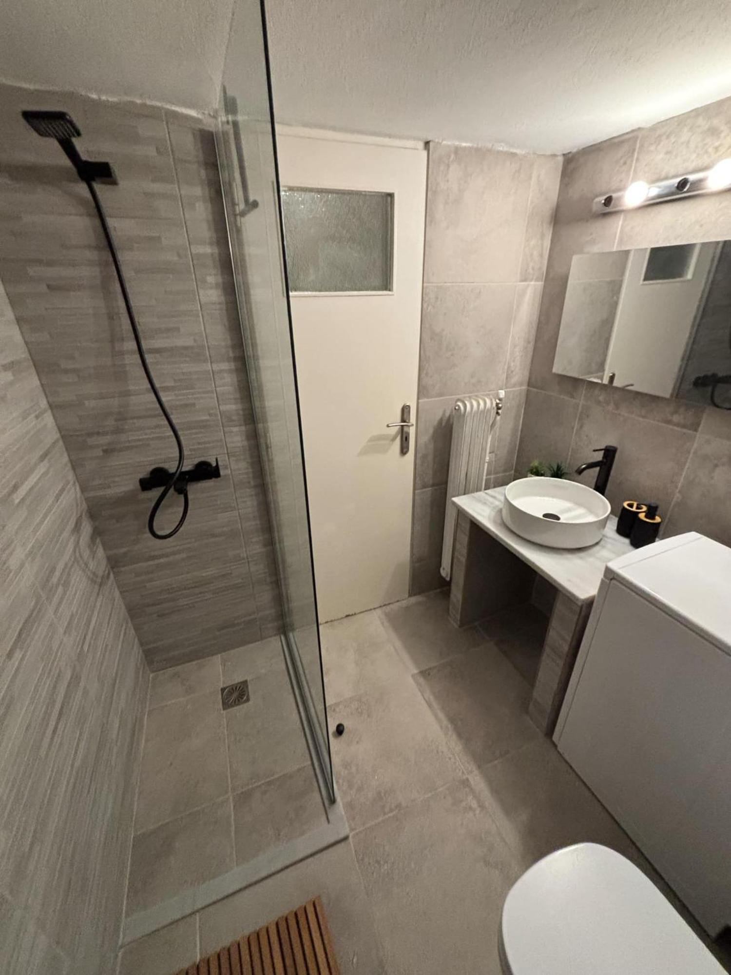 Ferienwohnung Katehaki Metro Flat Athen Exterior foto