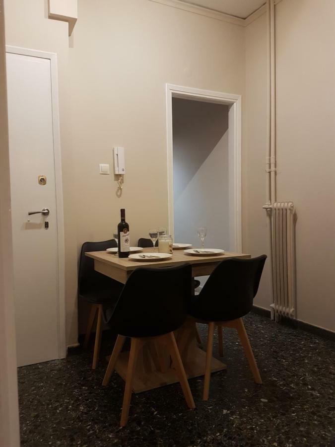 Ferienwohnung Katehaki Metro Flat Athen Exterior foto